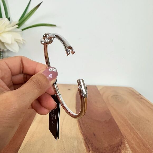 NWT Kate Spade Sailor's Knot Hinge Bangle - Picture 5 of 6